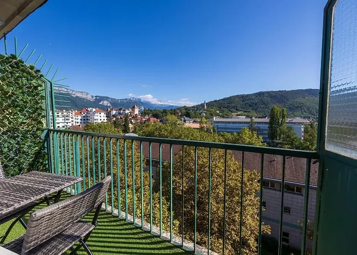 Panoramic Seven View *